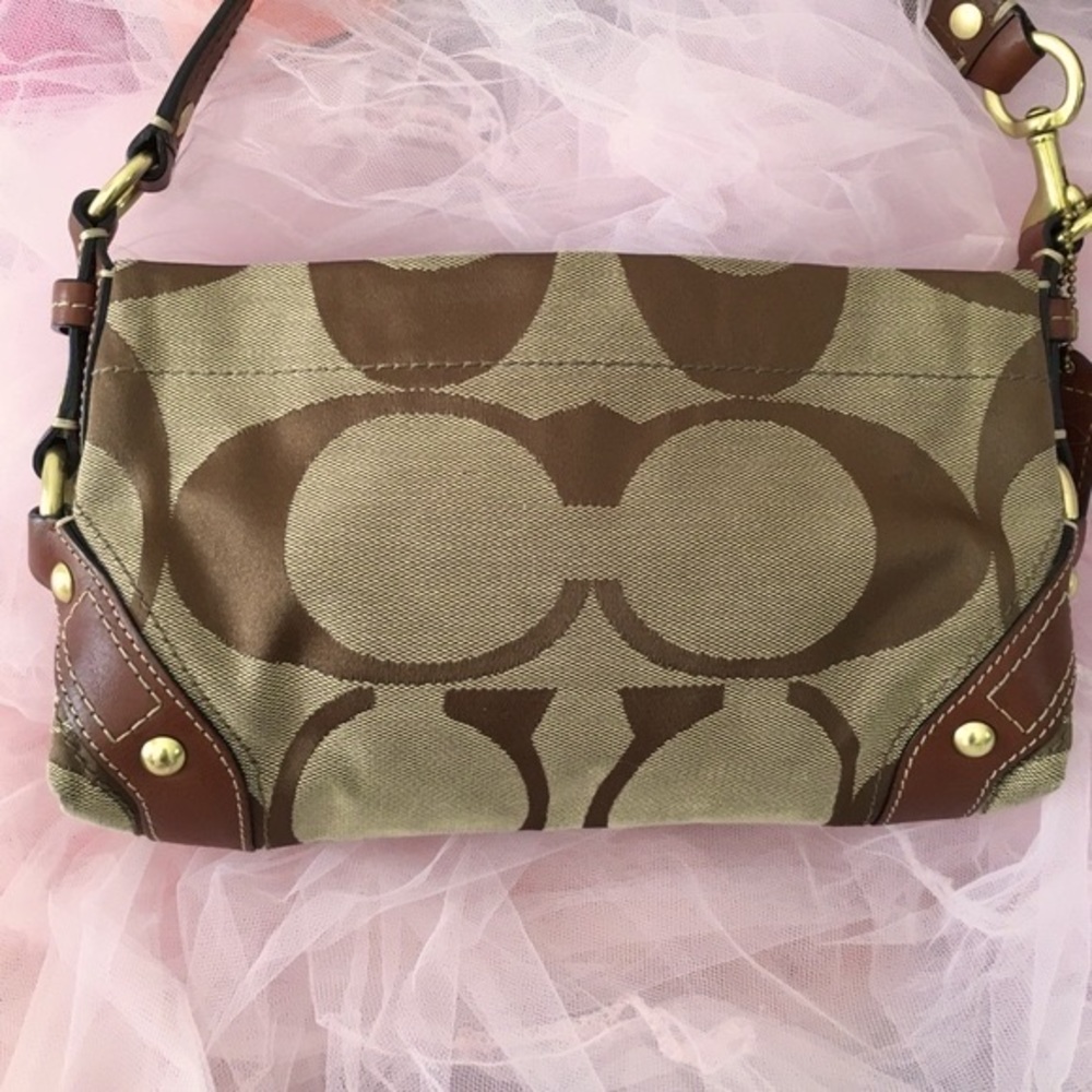 COACH bag like new! - Picture 2 of 4